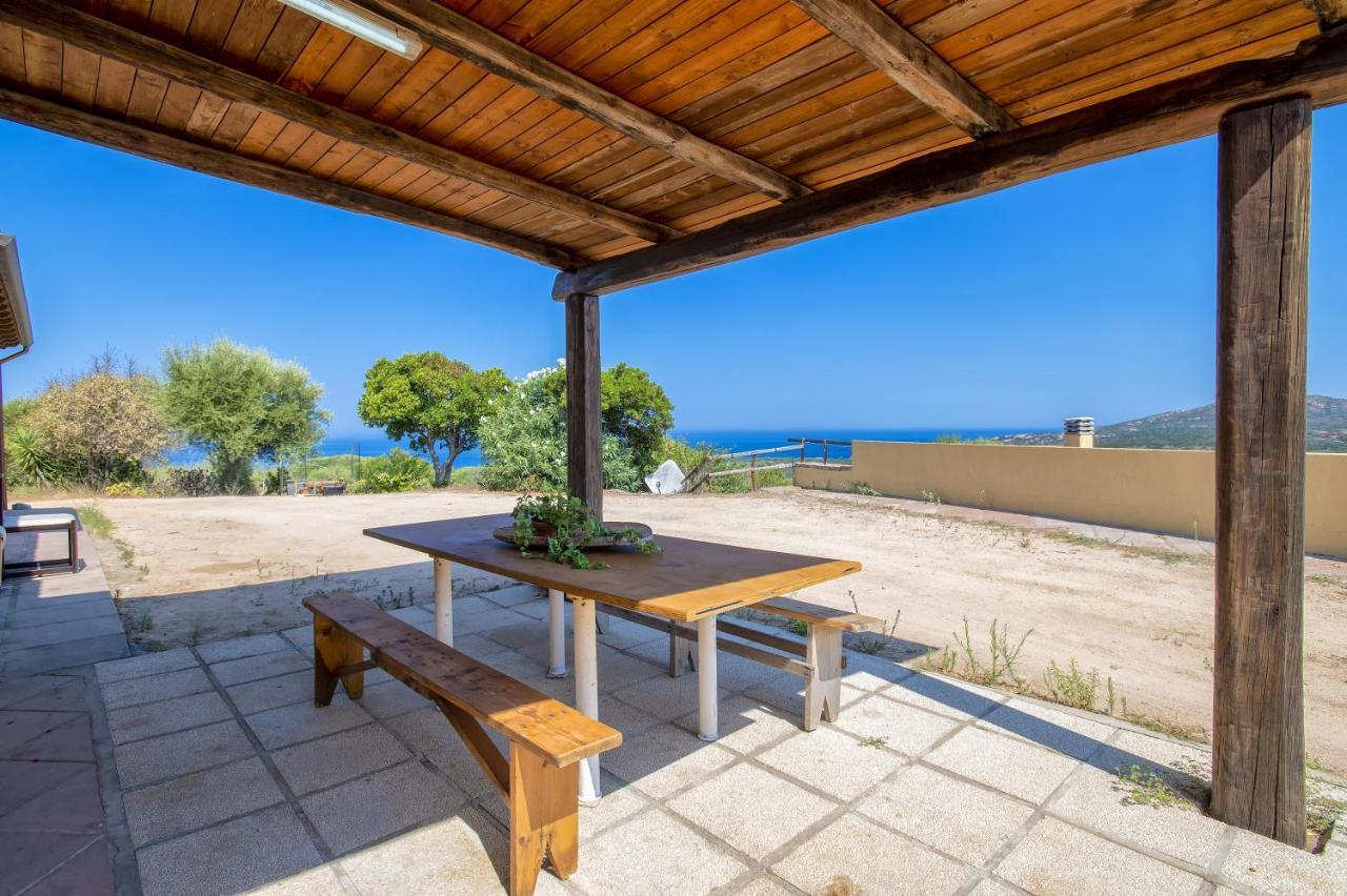 Appartamento Panoramico Isola Rossa Exterior photo